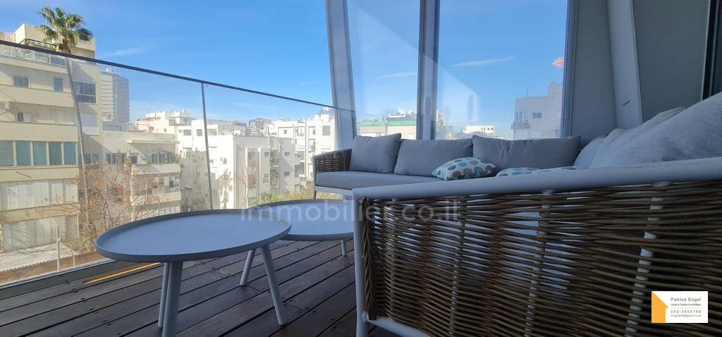 Apartamento 3.5 cômodos  Tel Aviv Região marítima 232-IBL-3526