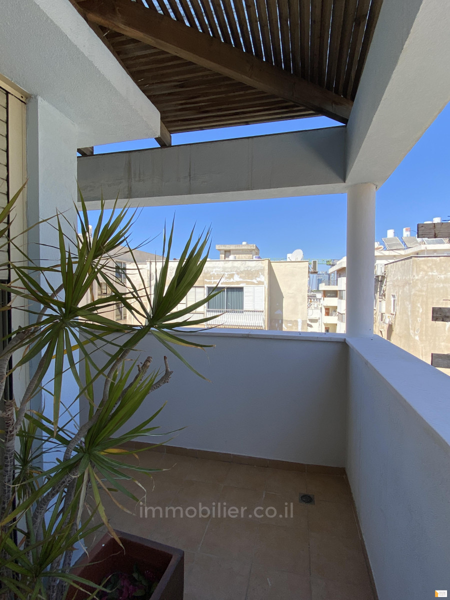 Apartamento 3.5 cômodos  Tel Aviv Lev Tel-Aviv 232-IBL-3610