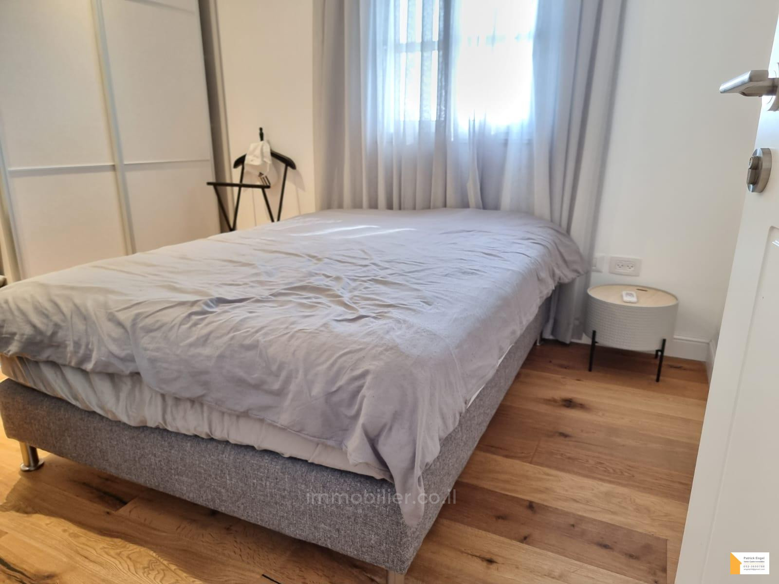 Apartamento 3 cômodos  Tel Aviv Região marítima 232-IBL-3741