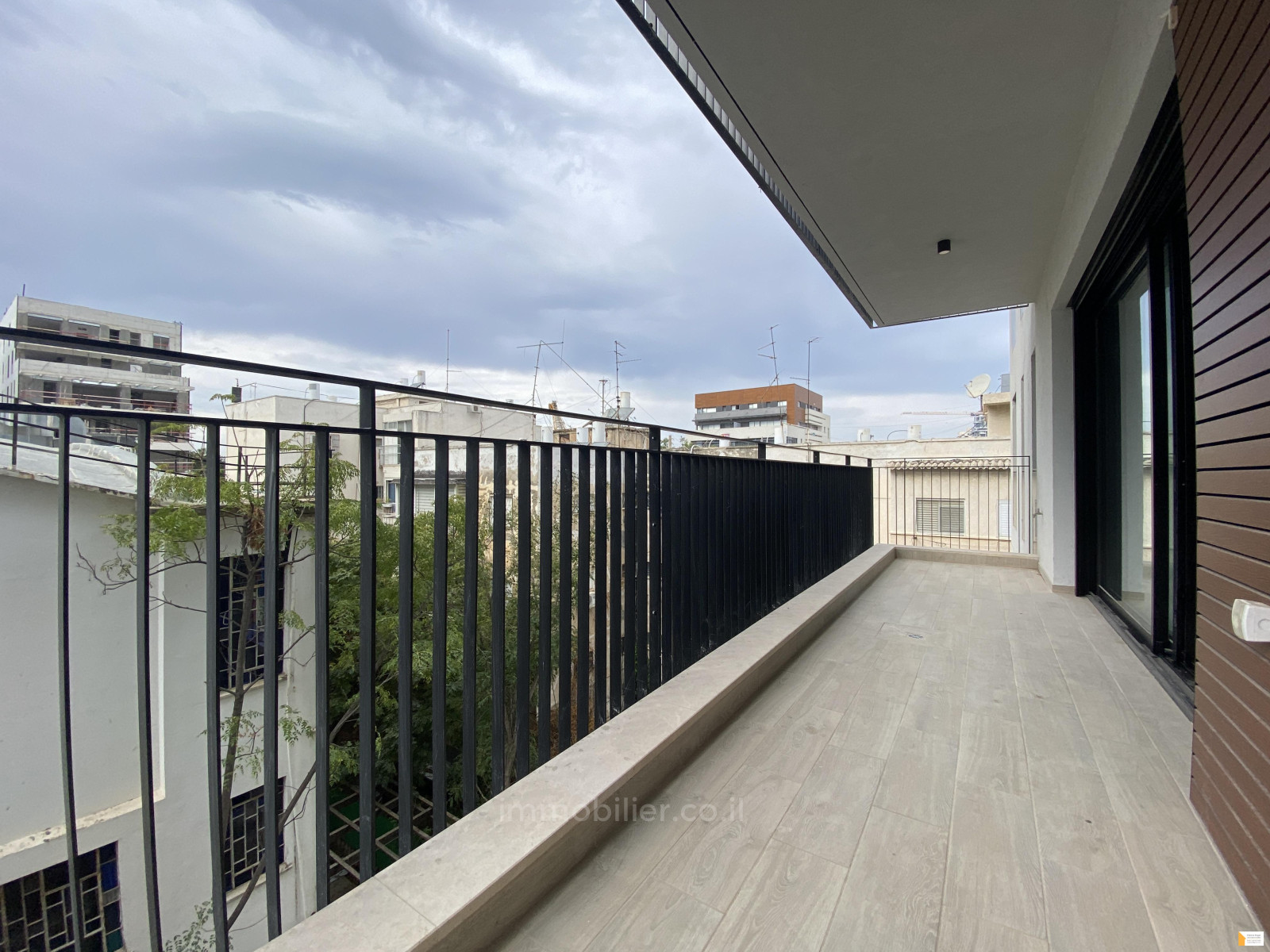 Apartamento 3.5 cômodos  Tel Aviv Centro da cidade 232-IBL-3788