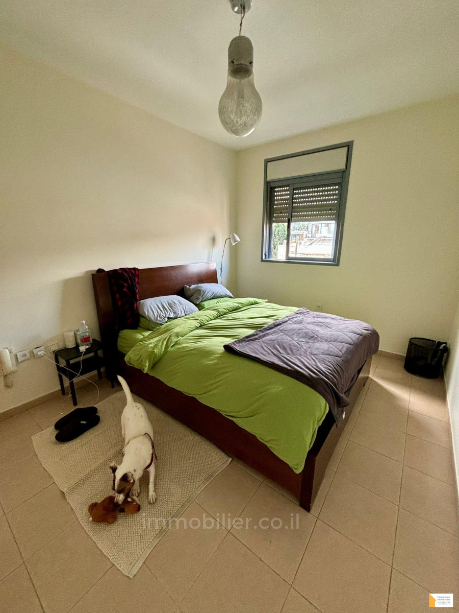 Apartamento 2.5 cômodos  Tel Aviv Shenkin 232-IBL-3789