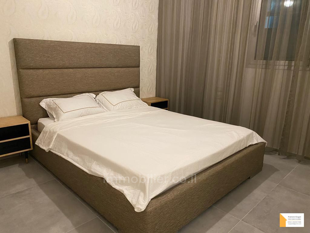 Apartamento 3 cômodos  Tel Aviv Lev Tel-Aviv 232-IBL-3792