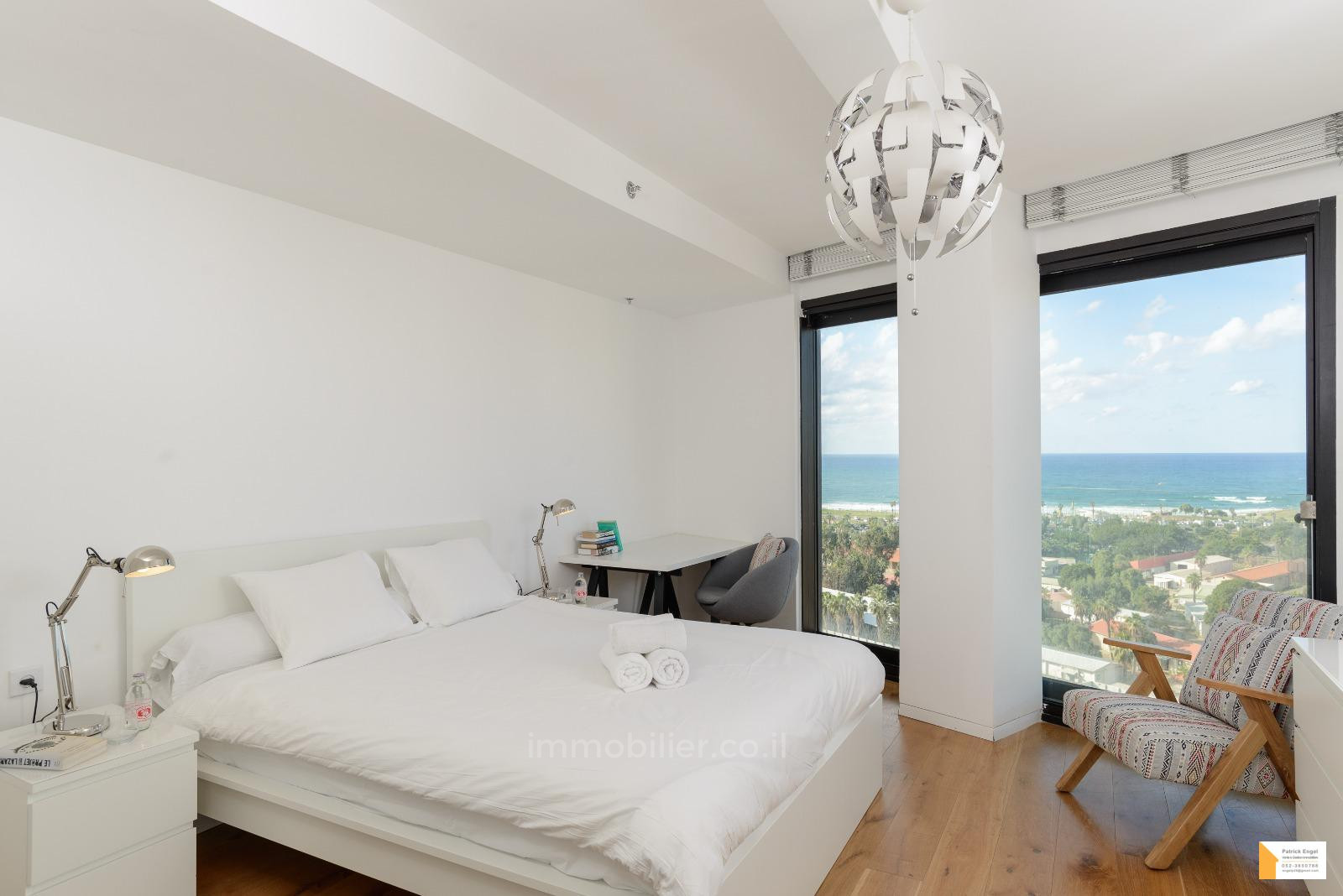 Duplex 4 cômodos  Tel Aviv Primeira linha de mar 232-IBL-3859