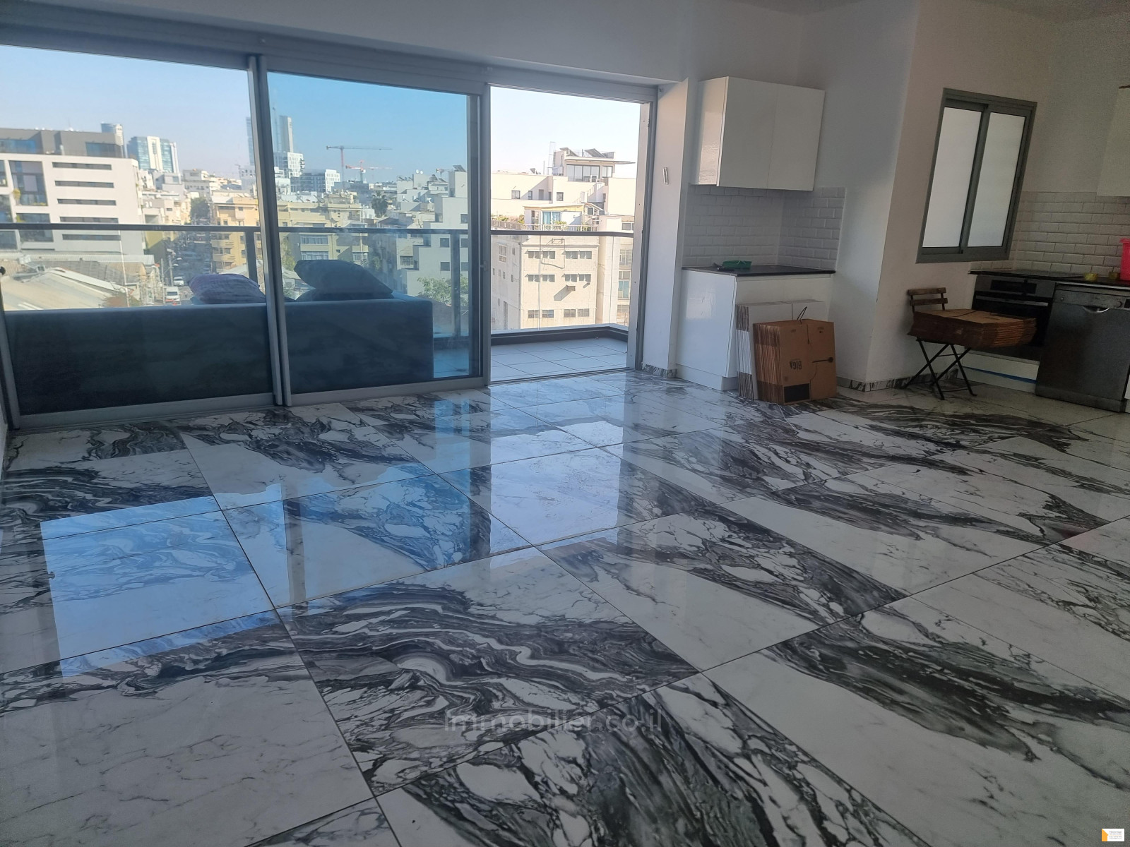 Apartamento 4 cômodos  Tel Aviv Florentine 232-IBL-3870