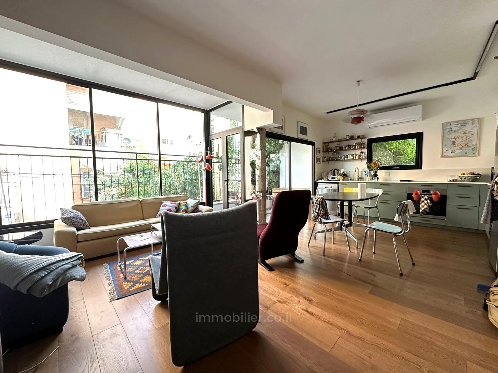 Casarão 3 cômodos Tel Aviv Lev Tel-Aviv 232-IBL-3886