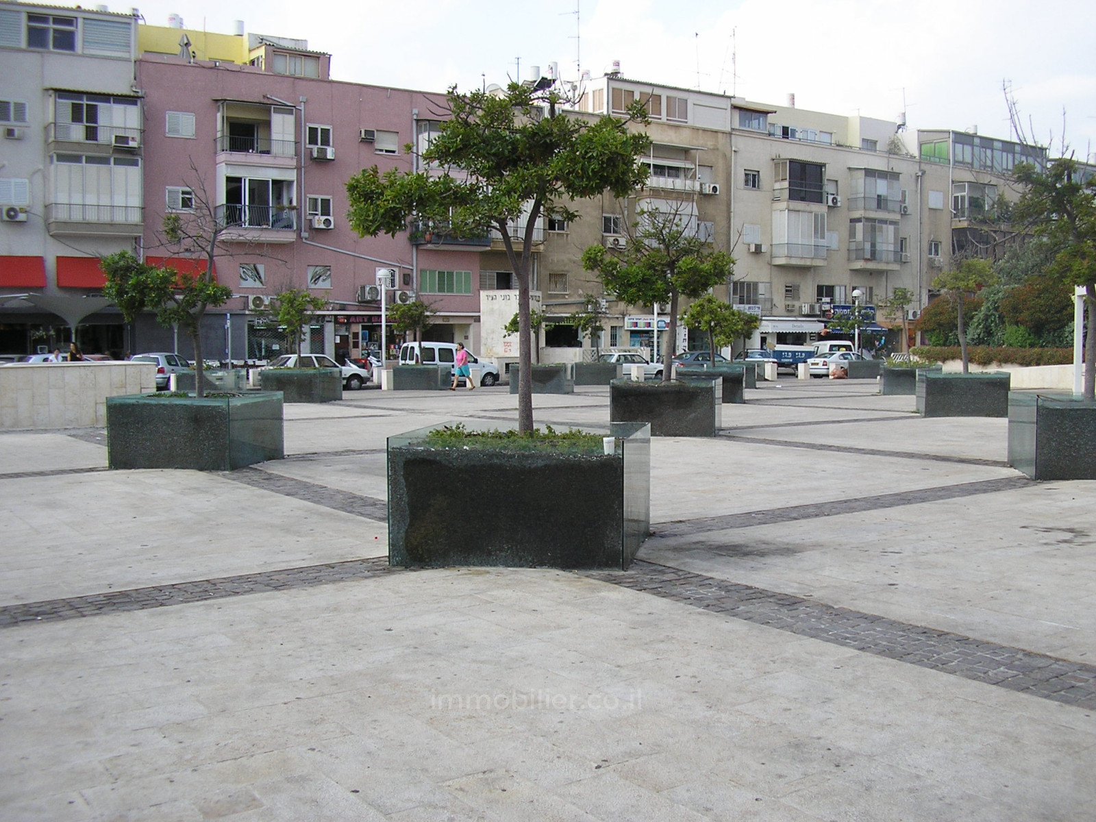  3 cômodos Tel Aviv Bazel 232-IBL-3888