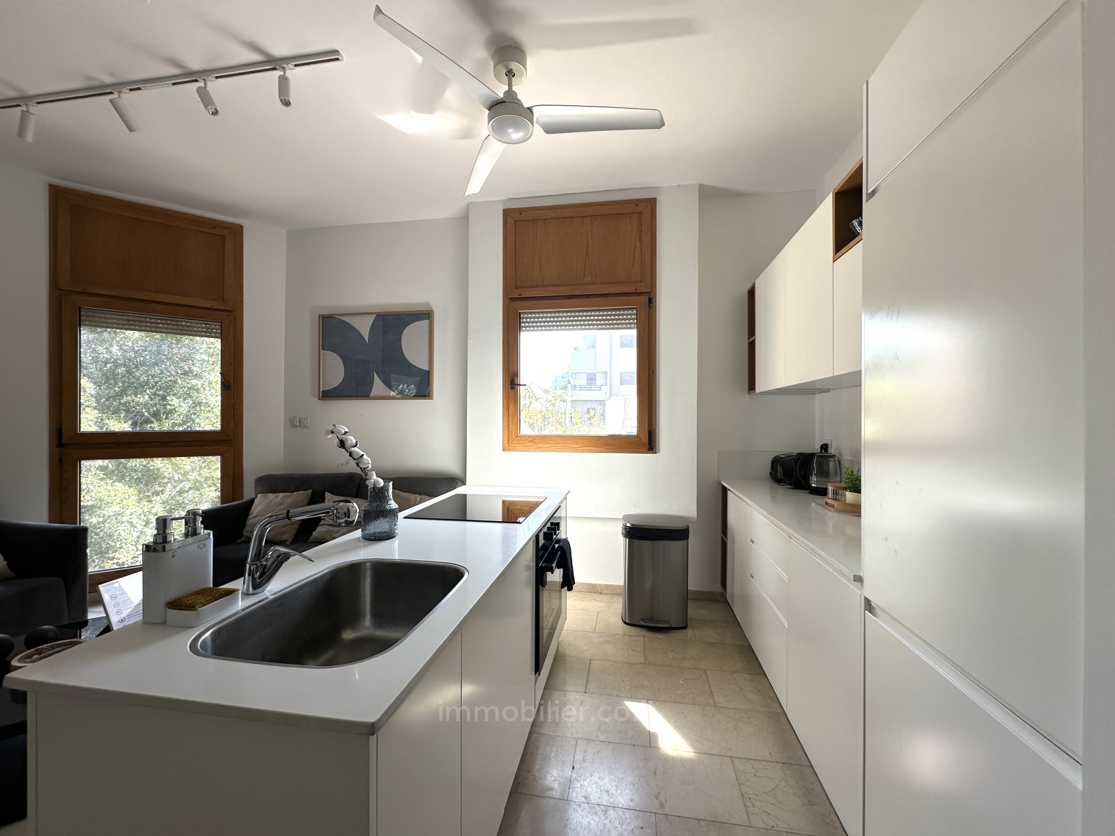 Apartamento 4 cômodos Tel Aviv Região marítima 232-IBL-3897