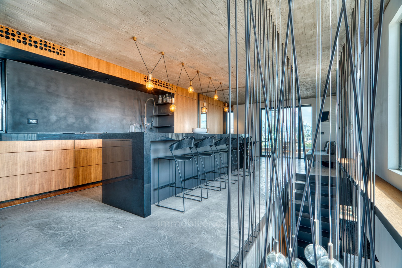 Casarão 5 cômodos Tel Aviv Região marítima 232-IBL-3900