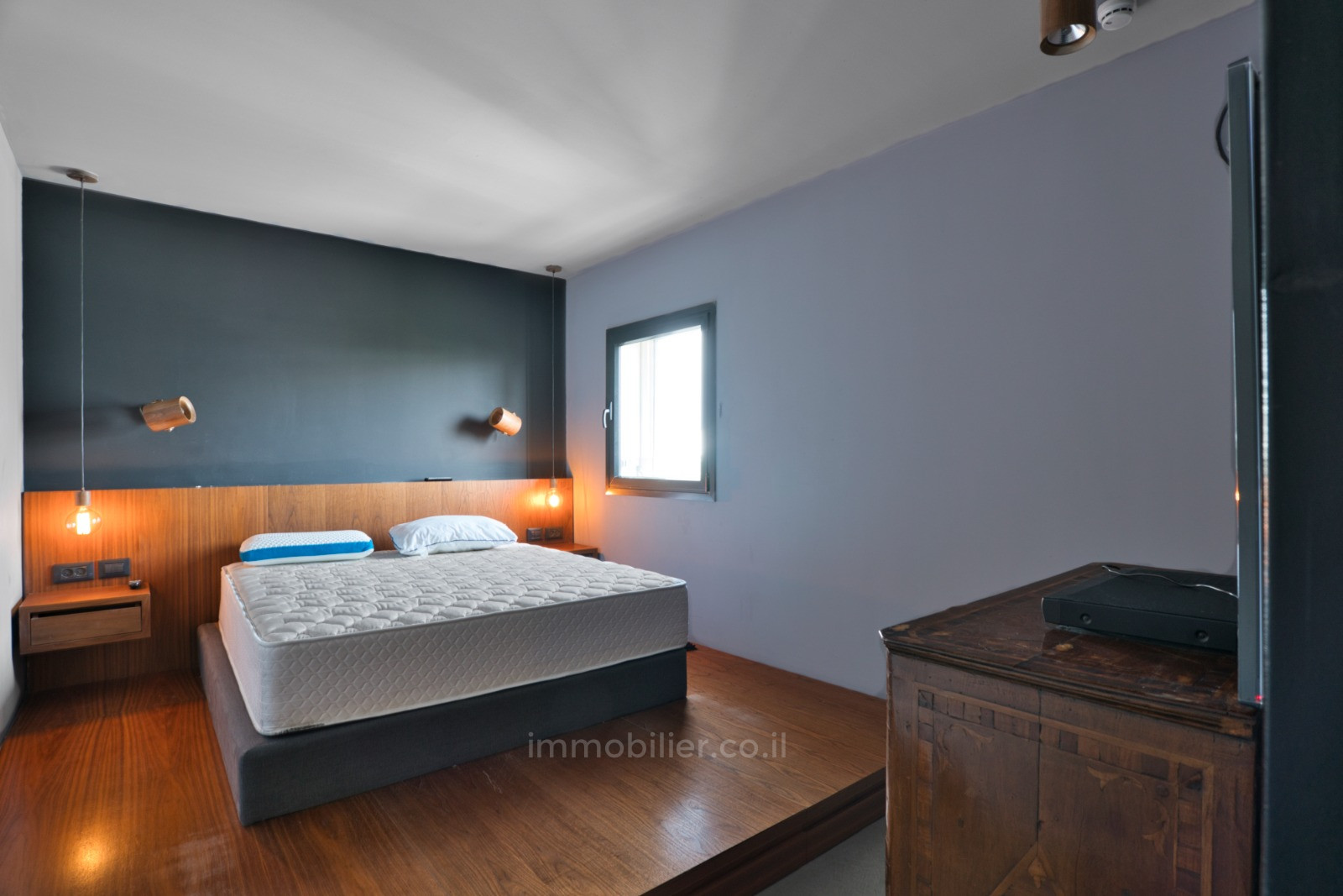 Casarão 5 cômodos Tel Aviv Região marítima 232-IBL-3900