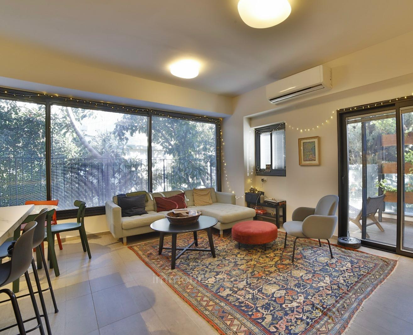 Apartamento 5 cômodos Tel Aviv Região marítima 232-IBL-3933