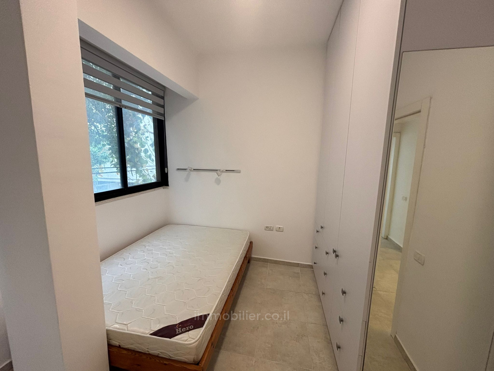 Apartamento 3 cômodos Tel Aviv Centro da cidade 232-IBL-3935