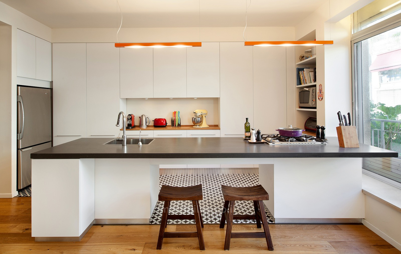 Casarão 4 cômodos Tel Aviv Região marítima 232-IBL-3949