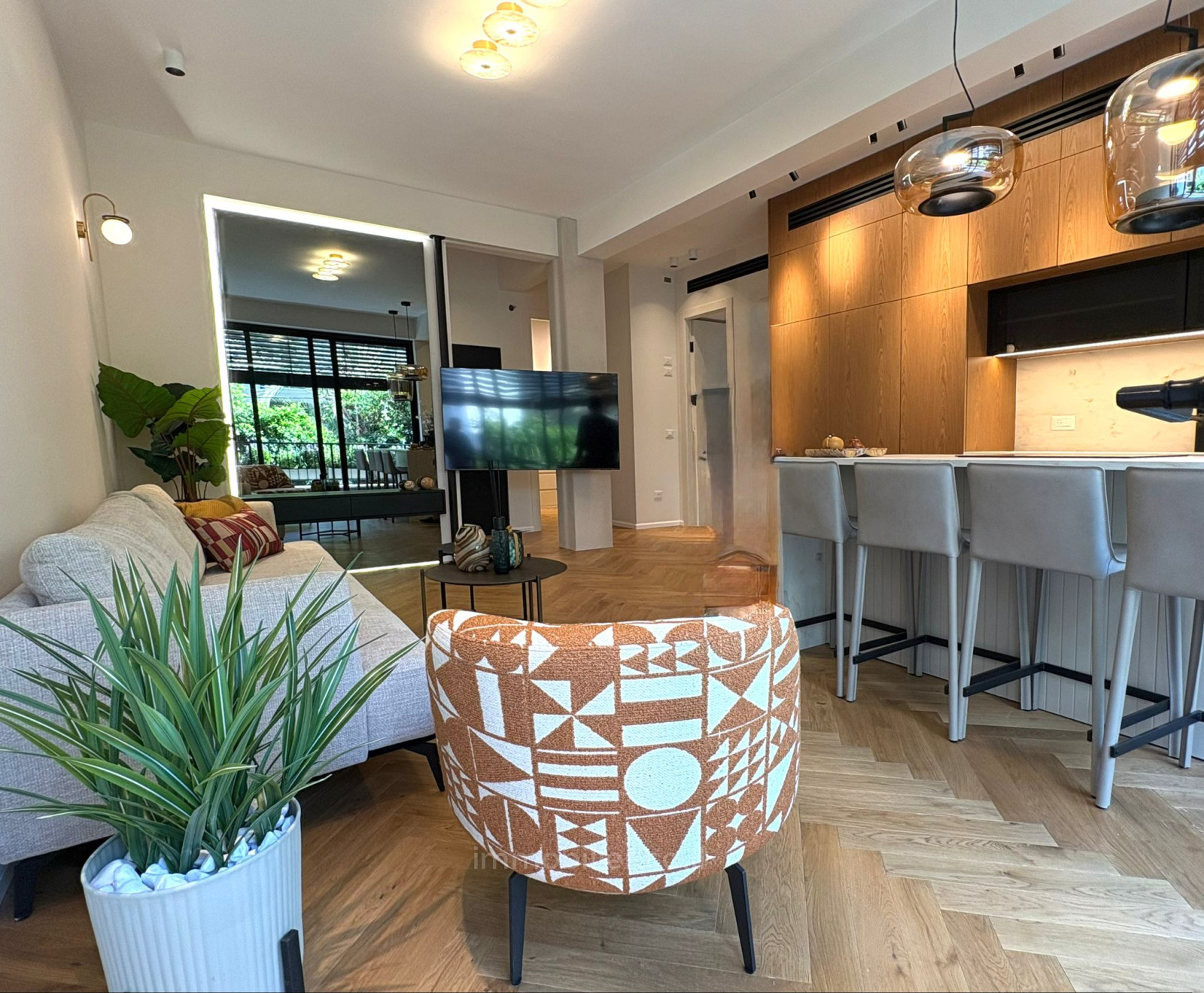 Apartamento 3 cômodos Tel Aviv Região marítima 232-IBL-3977
