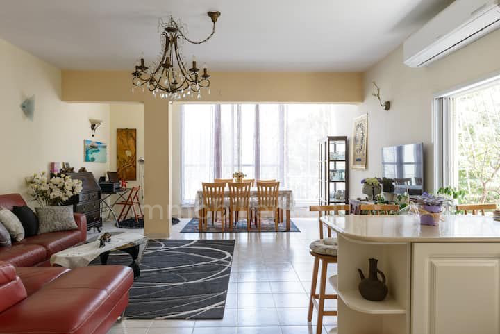 Apartamento 5 cômodos Tel Aviv Sokolov 232-IBL-3991