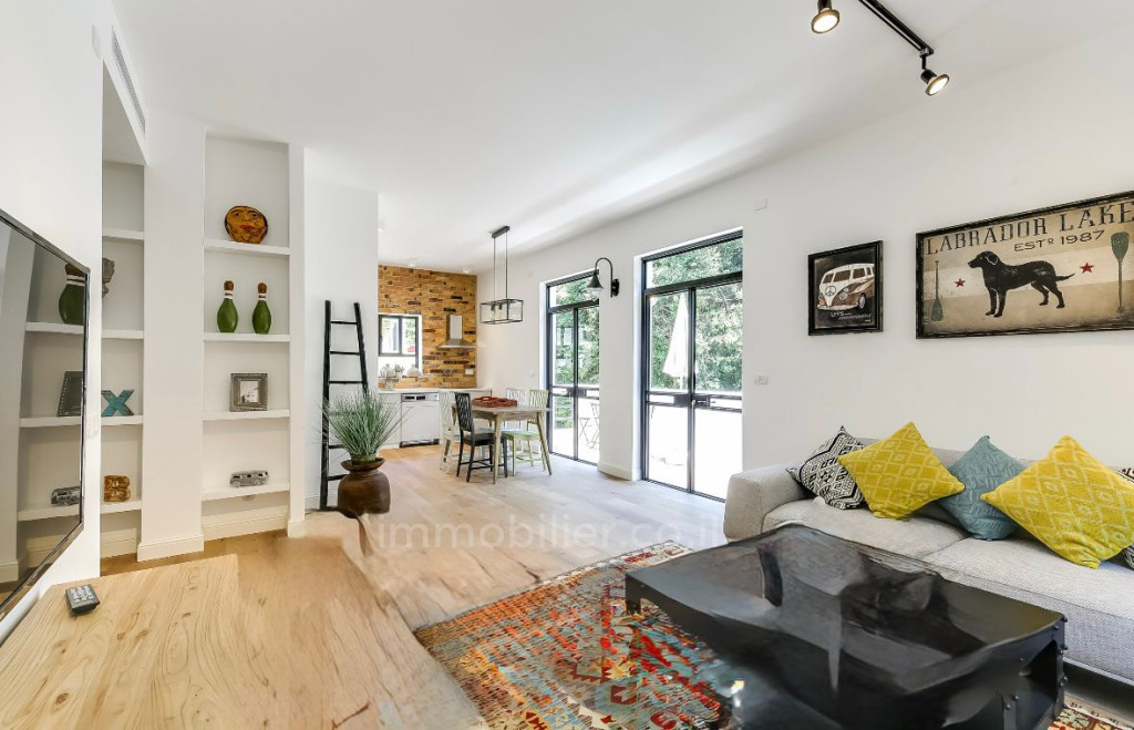 Apartamento 3 cômodos Tel Aviv Região marítima 232-IBL-3993