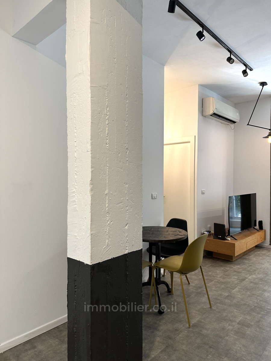 Apartamento 4 cômodos Tel Aviv Região marítima 232-IBL-3999