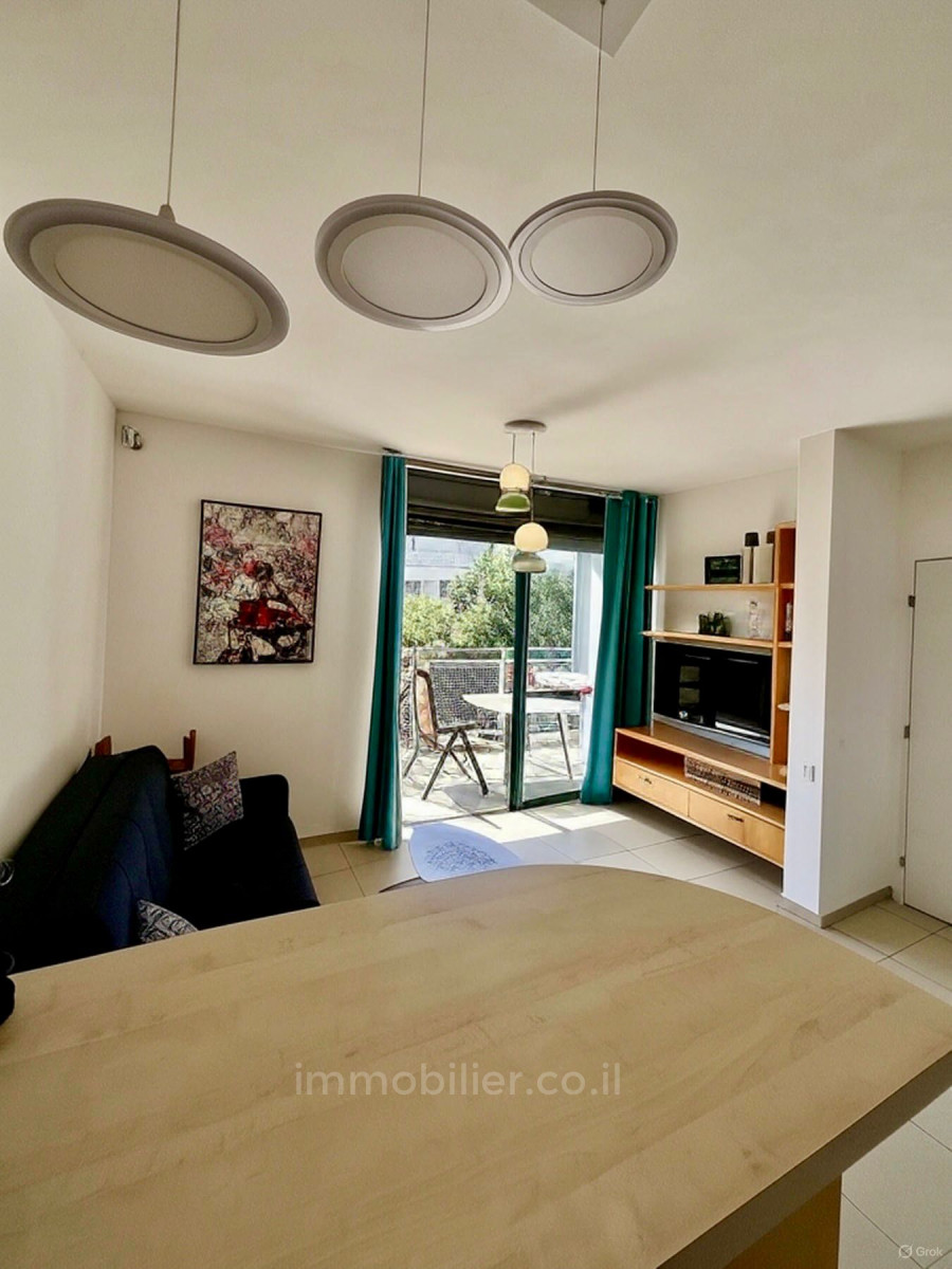 Apartamento 2 cômodos Tel Aviv Região marítima 232-IBL-4005