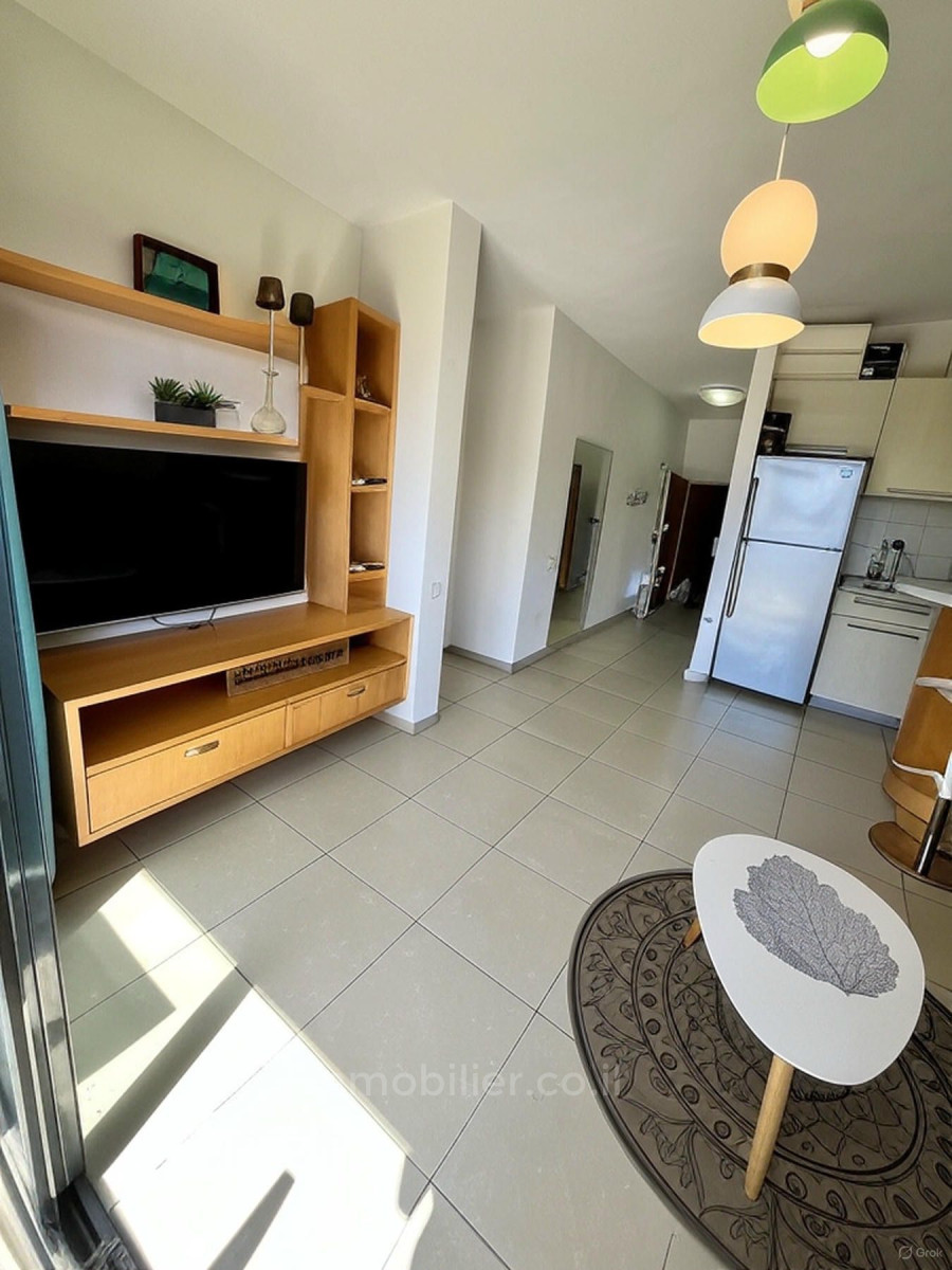 Apartamento 2 cômodos Tel Aviv Região marítima 232-IBL-4005