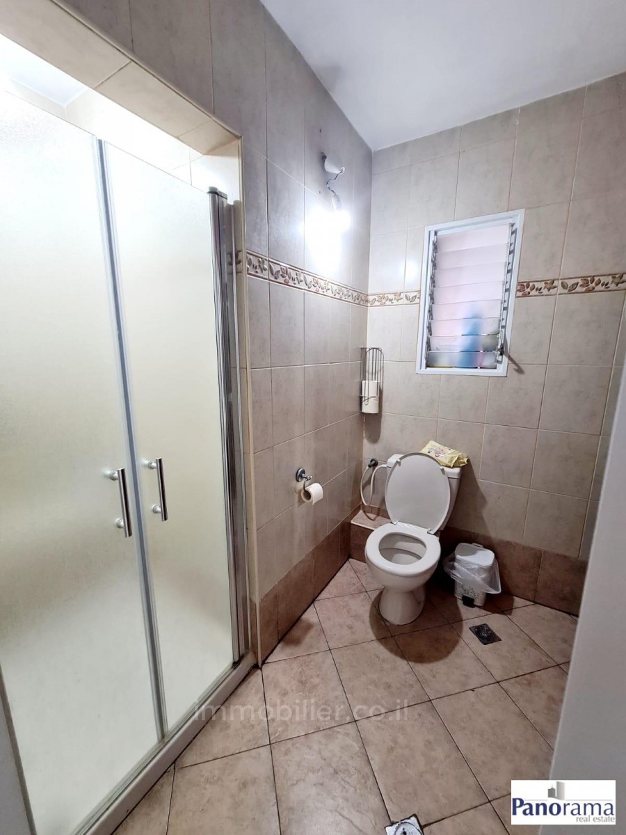 Apartamento 4 cômodos  Ascalão Neve Dkalim 233-IBL-1305