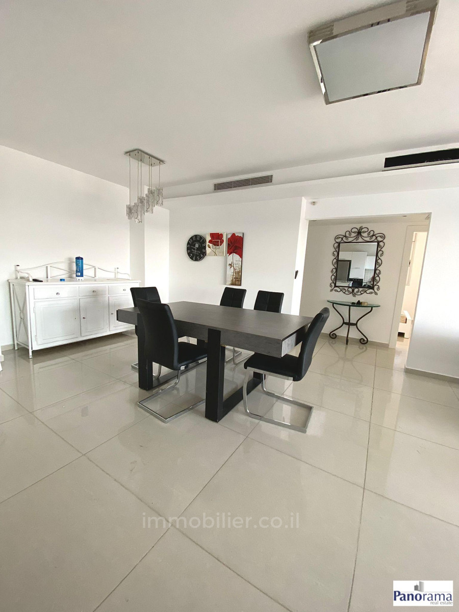 Apartamento 5 cômodos  Ascalão Marina 233-IBL-1341