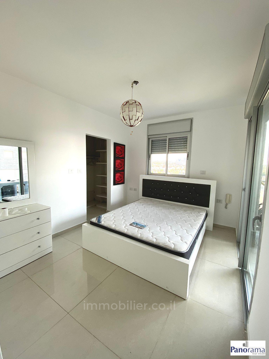 Apartamento 5 cômodos  Ascalão Marina 233-IBL-1341