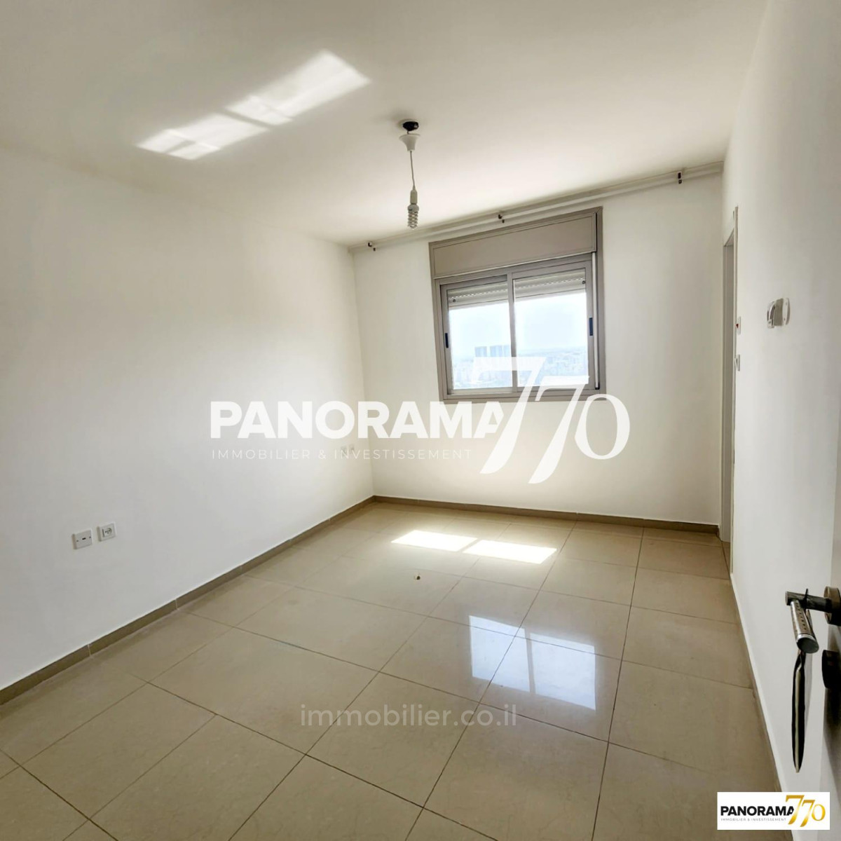 Apartamento 5 cômodos  Ascalão Afridar 233-IBL-1405