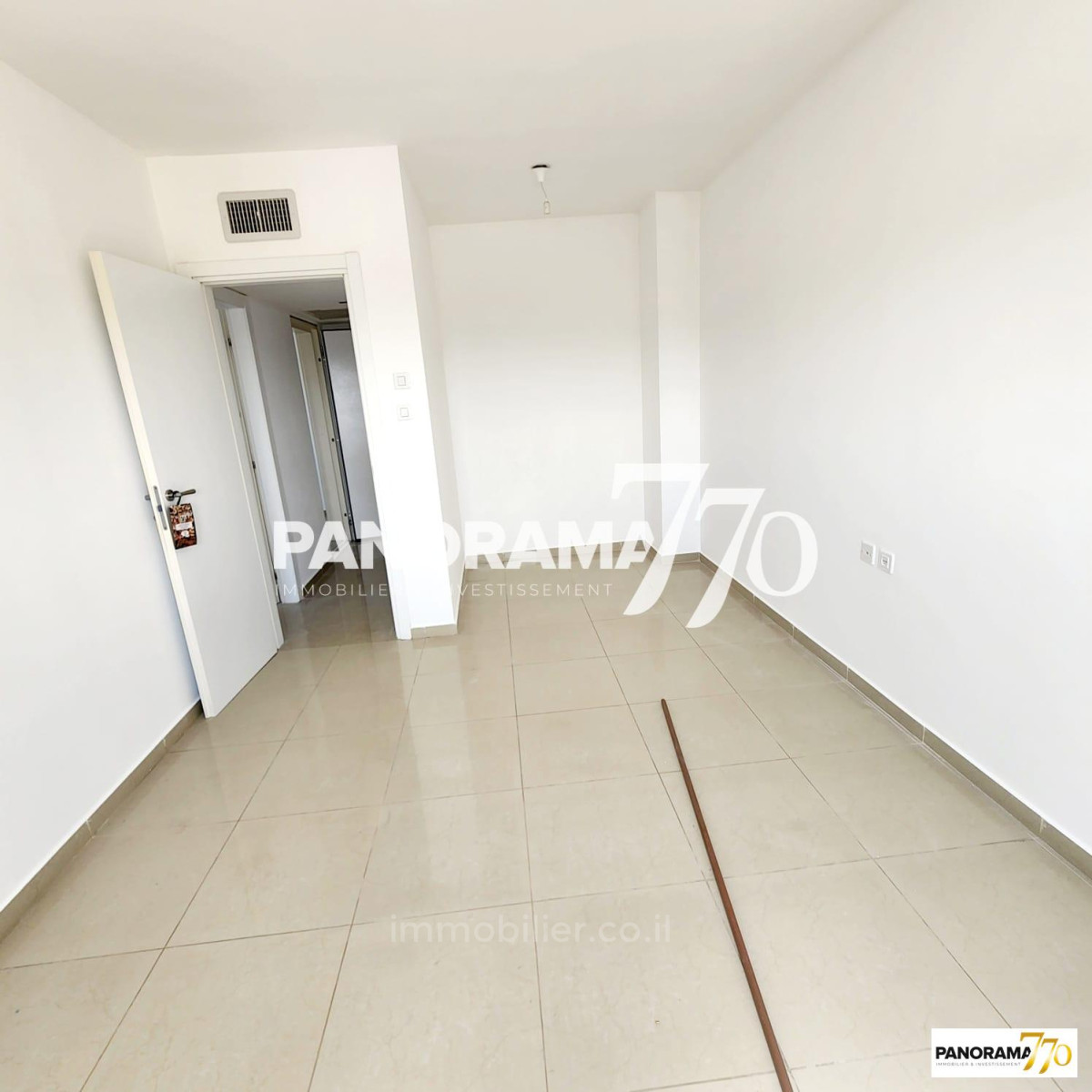 Apartamento 5 cômodos  Ascalão Afridar 233-IBL-1405