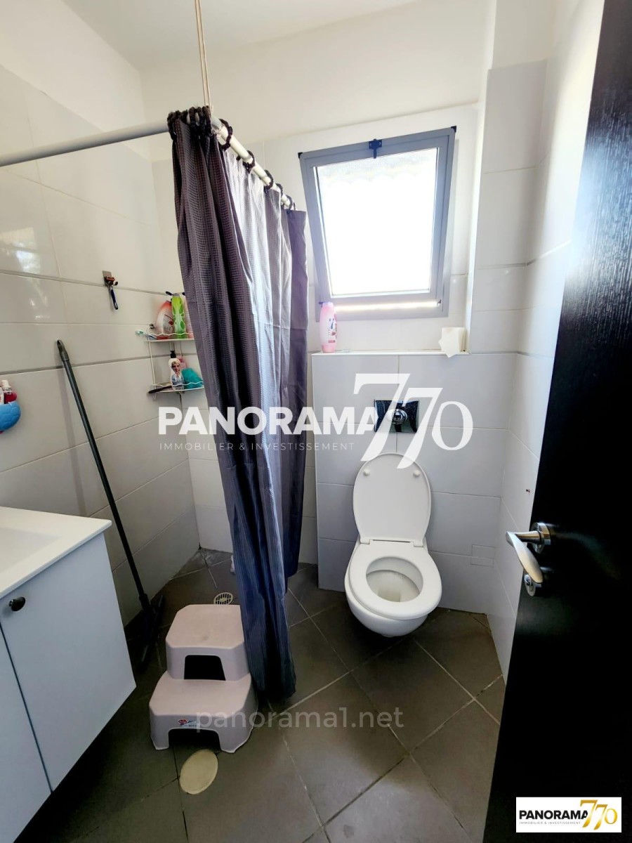 Apartamento 4 cômodos  Ascalão Neve Dkalim 233-IBL-1444