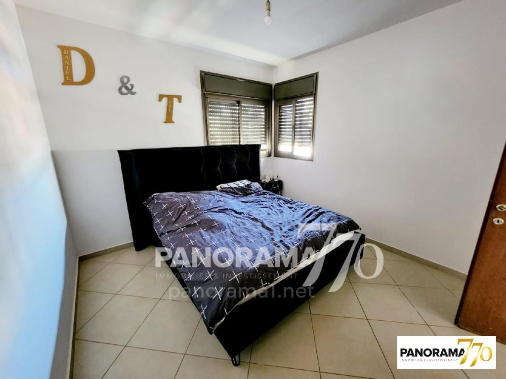 Apartamento 4 cômodos  Ascalão Barnea 233-IBL-1452