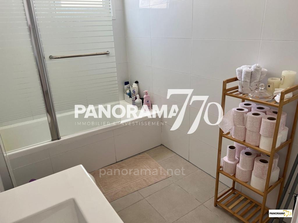 Apartamento 4 cômodos  Ascalão Barnea 233-IBL-1465