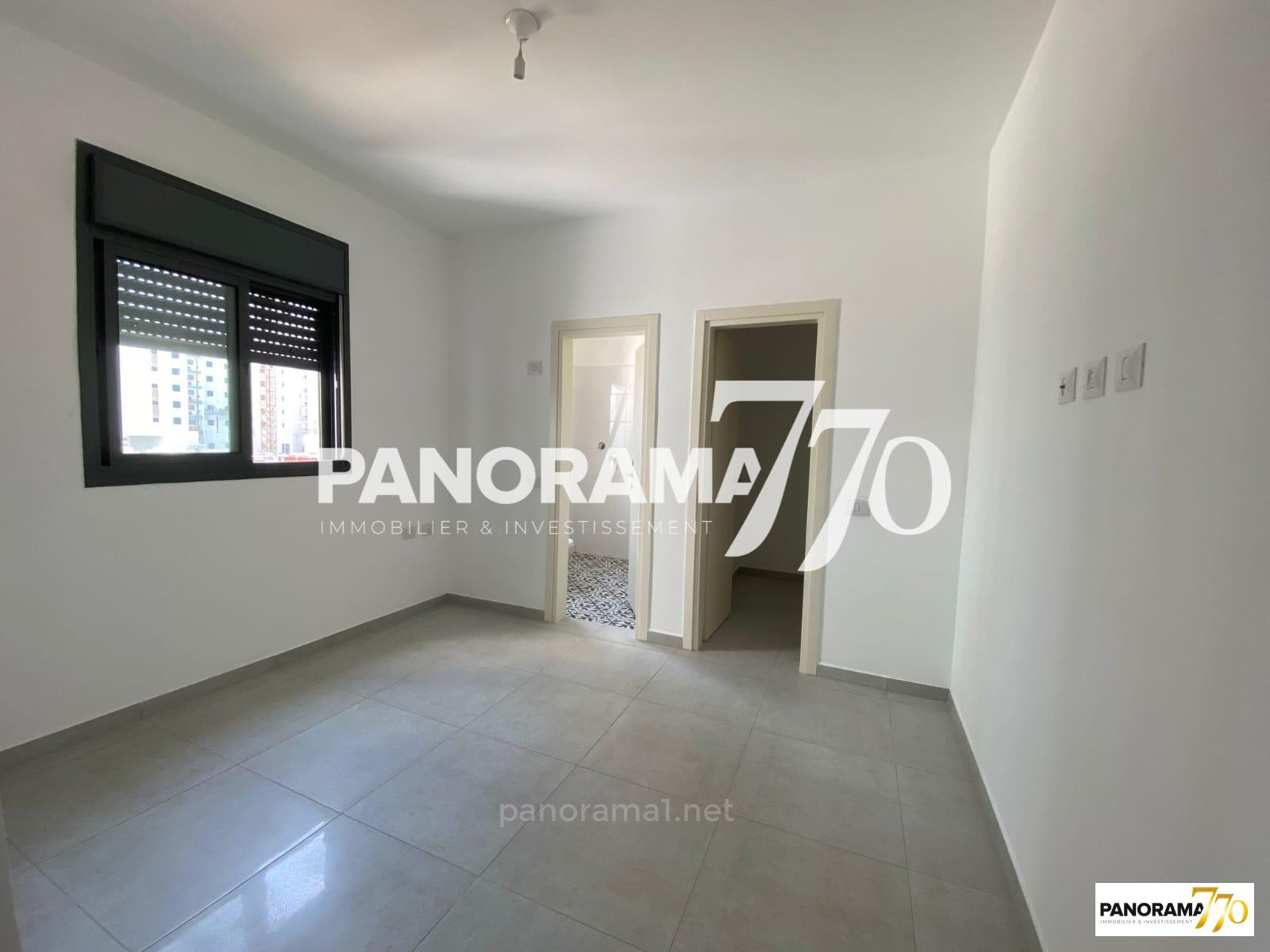 Apartamento 4 cômodos  Ascalão Barnea 233-IBL-1468