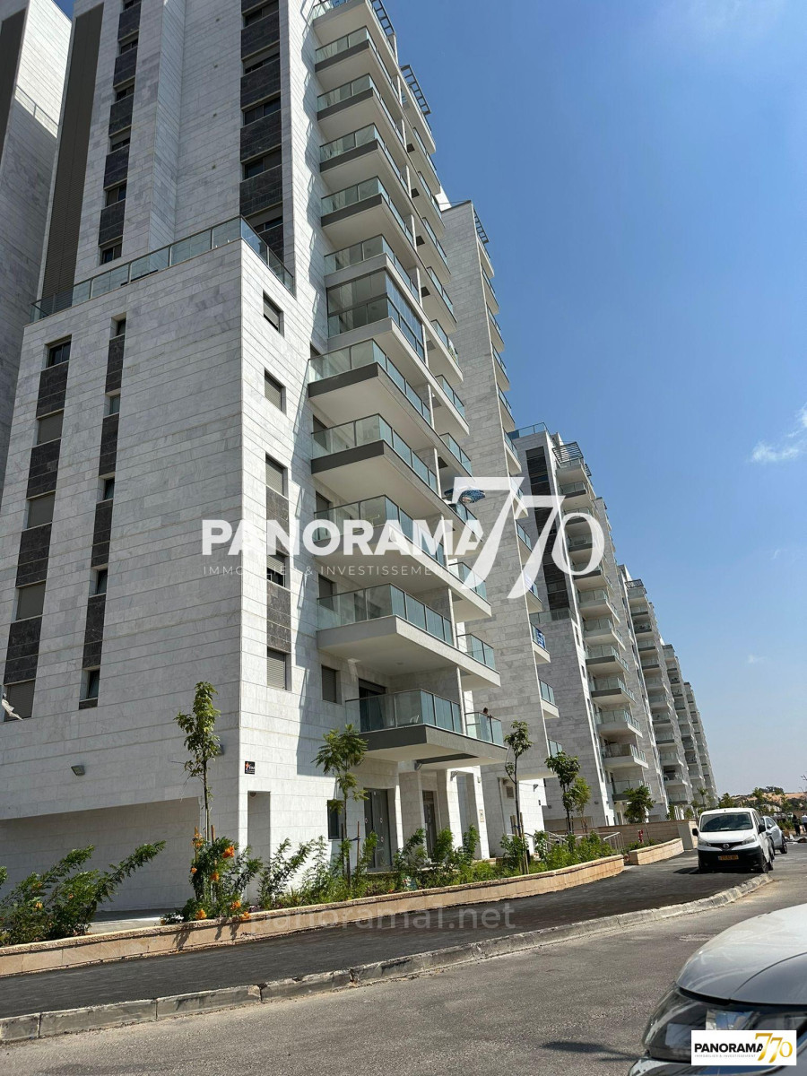 Apartamento 4 cômodos  Ascalão Agamim 233-IBL-1480