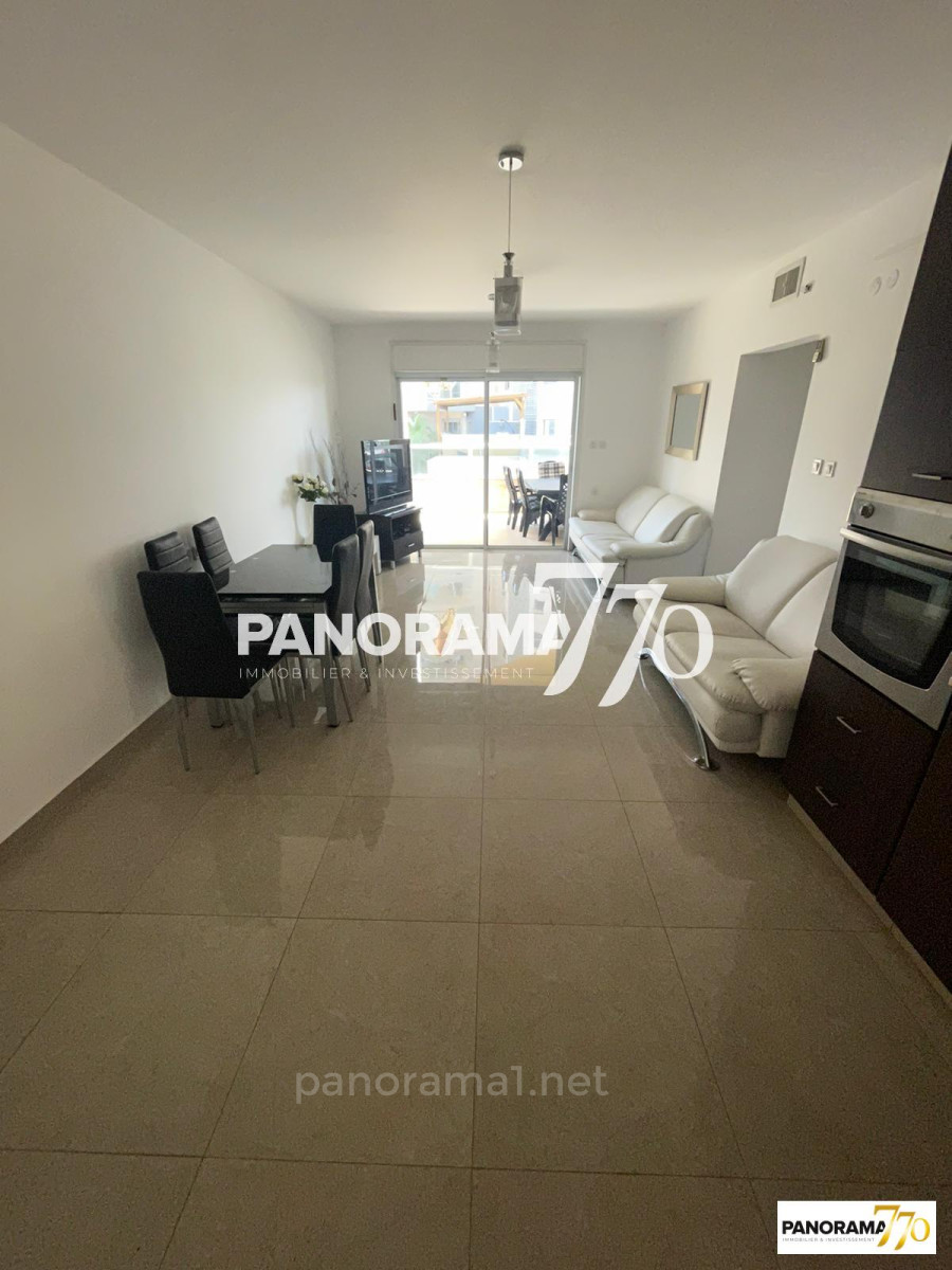 Apartamento 4 cômodos  Ascalão City 233-IBL-1481