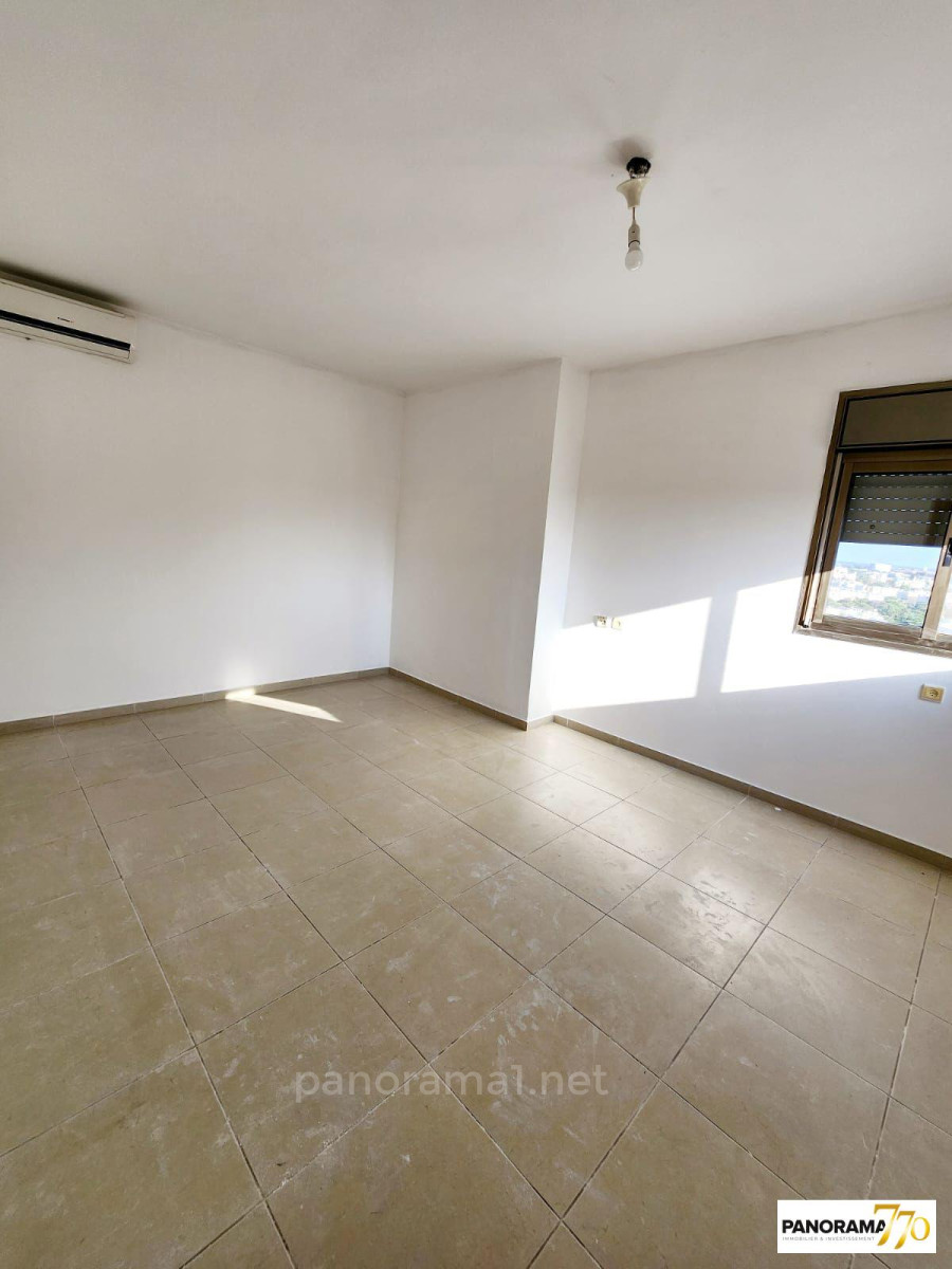 Apartamento 3 cômodos  Ascalão Afridar 233-IBL-1484