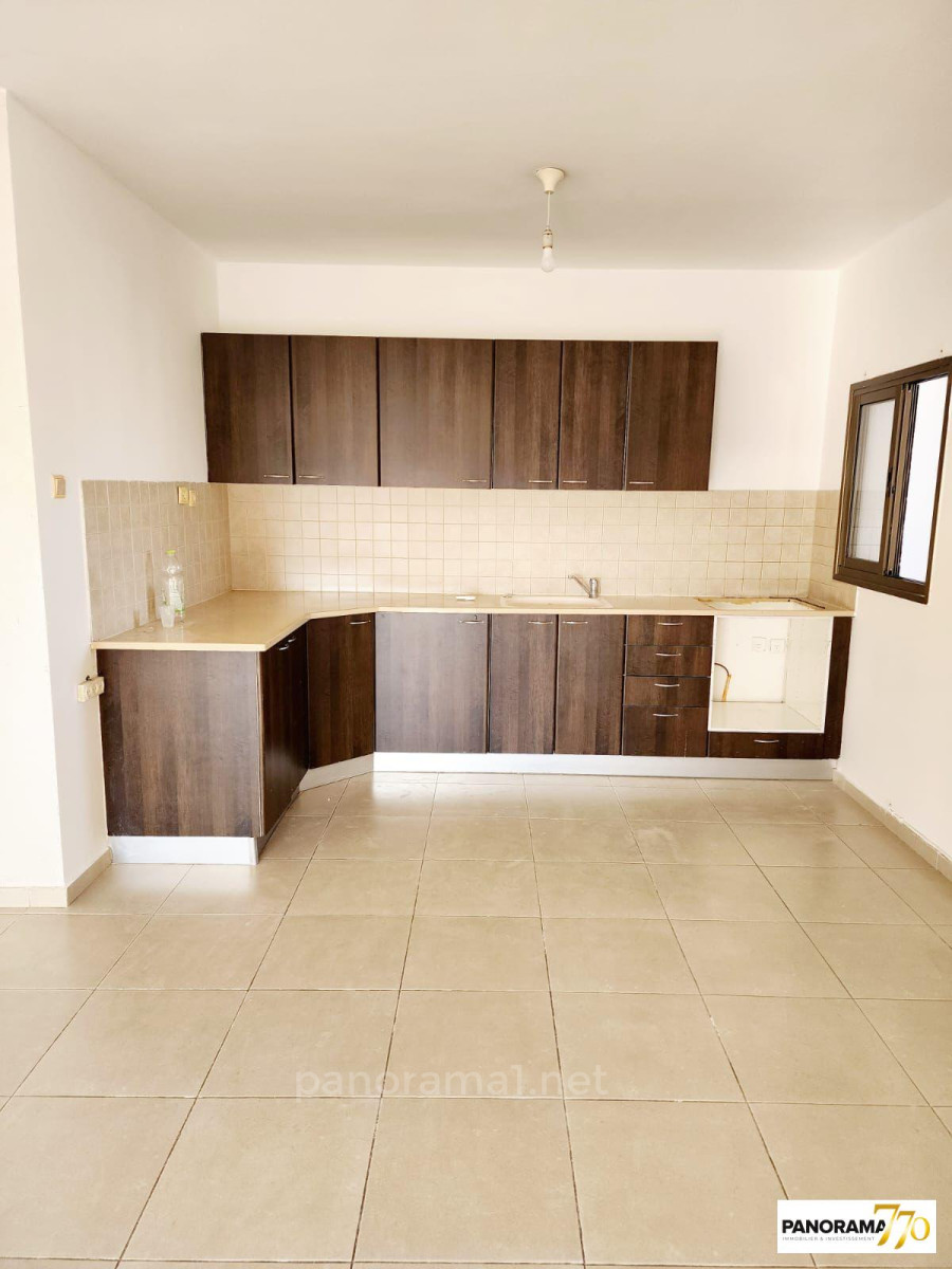 Apartamento 3 cômodos  Ascalão Afridar 233-IBL-1484