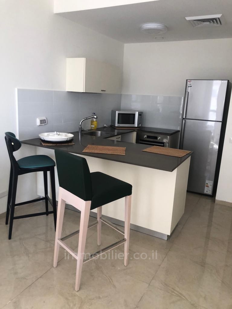 Apartamento 4 cômodos  Jerusalém Centro da cidade 245-IBL-1612