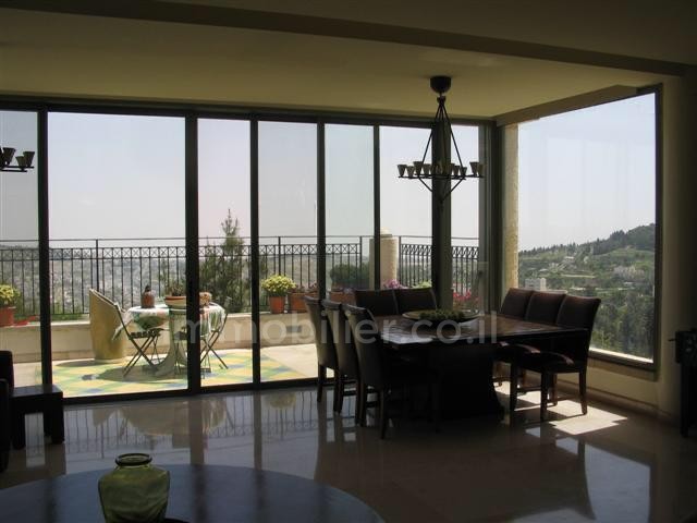 Duplex 4 cômodos  Jerusalém Arnona 245-IBL-1651