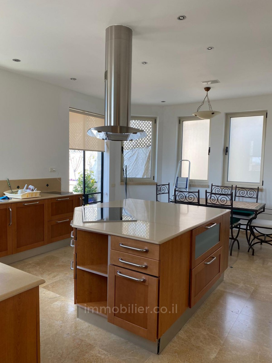 Duplex 5 cômodos  Jerusalém Talbieh 245-IBL-1680