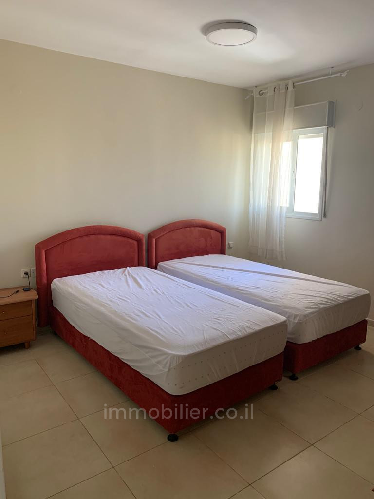 Apartamento 5 cômodos  Jerusalém Talpiot 245-IBL-1806