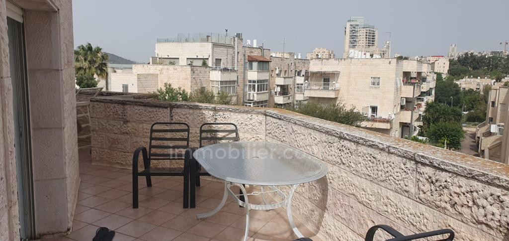 Apartamento 5 cômodos  Jerusalém Talpiot 245-IBL-1806