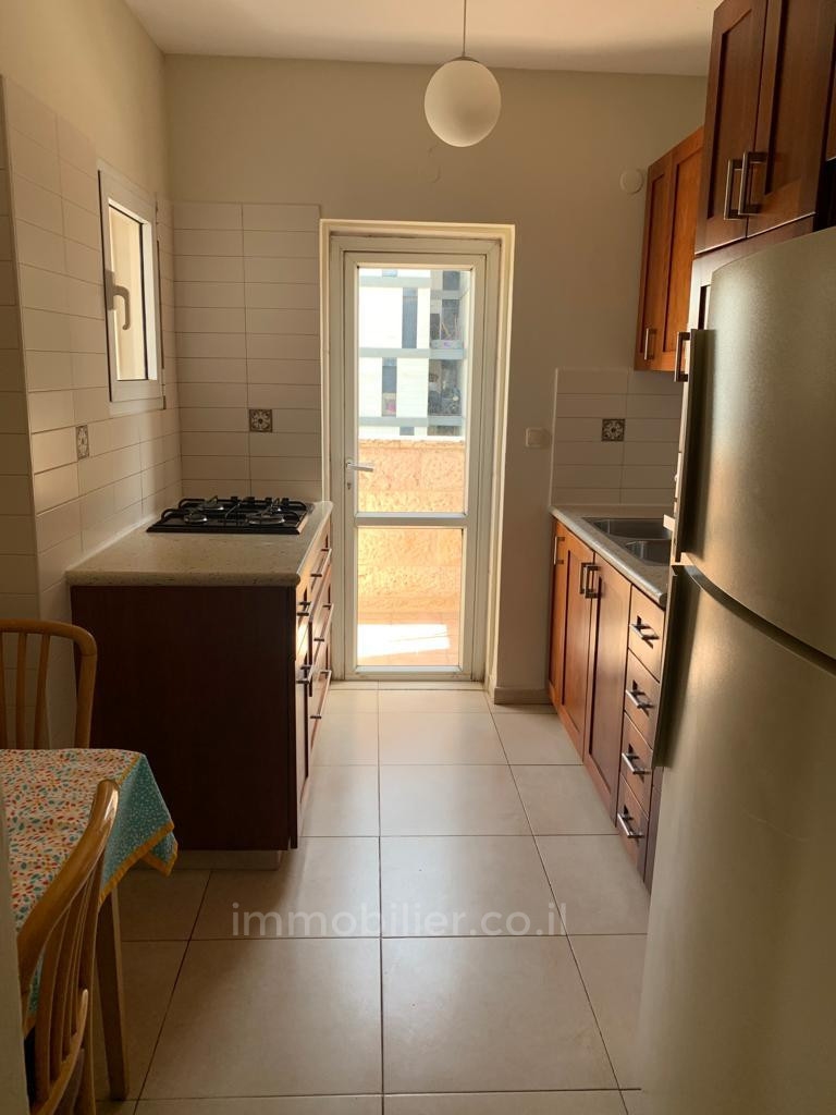 Apartamento 5 cômodos  Jerusalém Talpiot 245-IBL-1806