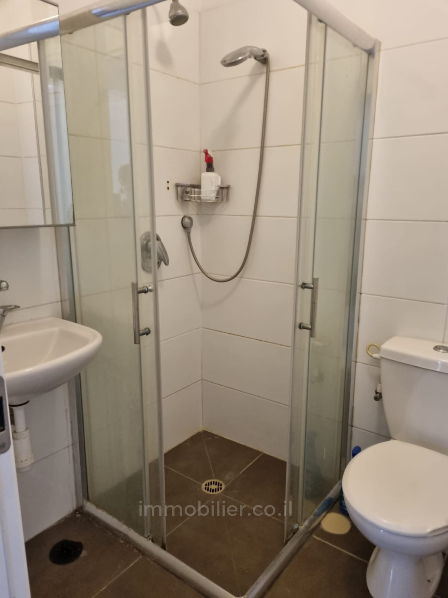 Apartamento 2 cômodos  Tel Aviv Florentine 245-IBL-1847