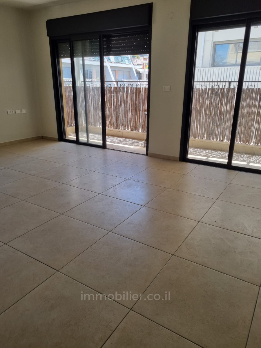 Apartamento 2 cômodos  Tel Aviv Florentine 245-IBL-1847