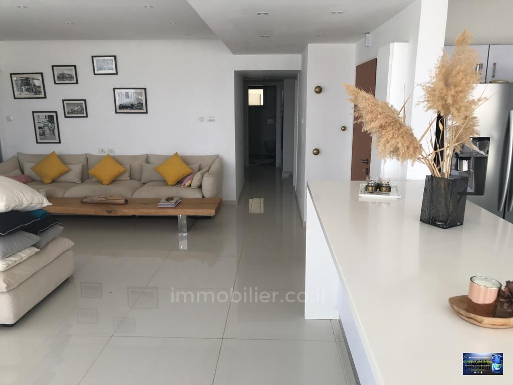 Apartamento 4 cômodos  Eilat Tsofit Tahtit 288-IBL-176