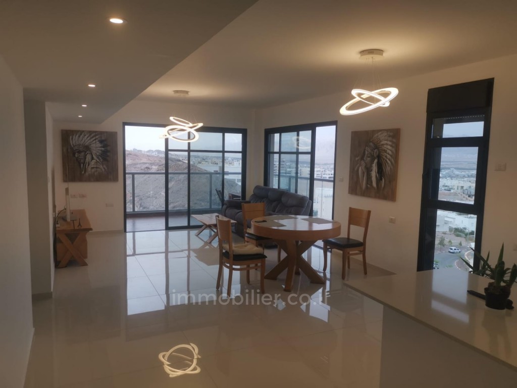 Apartamento 4 cômodos  Eilat Shachamon 6 288-IBL-215