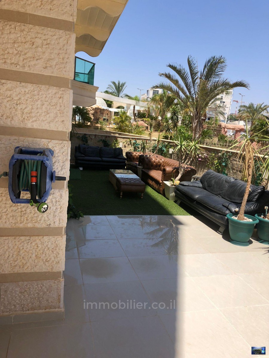 Apartamento 4 cômodos  Eilat Bairro dos Hotéis 288-IBL-239