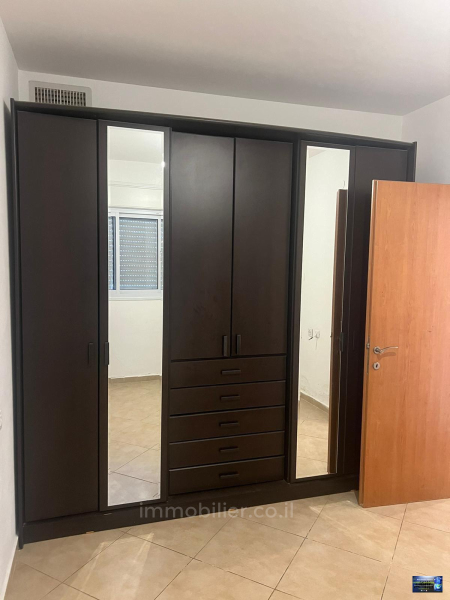 Apartamento garden 4 cômodos  Eilat Shahamon 8 288-IBL-423