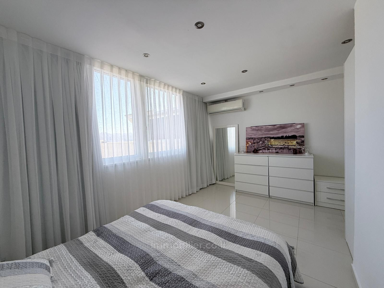 Cobertura 6 cômodos Eilat Shahamon 5 288-IBL-482