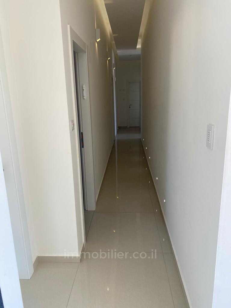 Cobertura 5 cômodos Eilat Shahamon 11 288-IBL-488