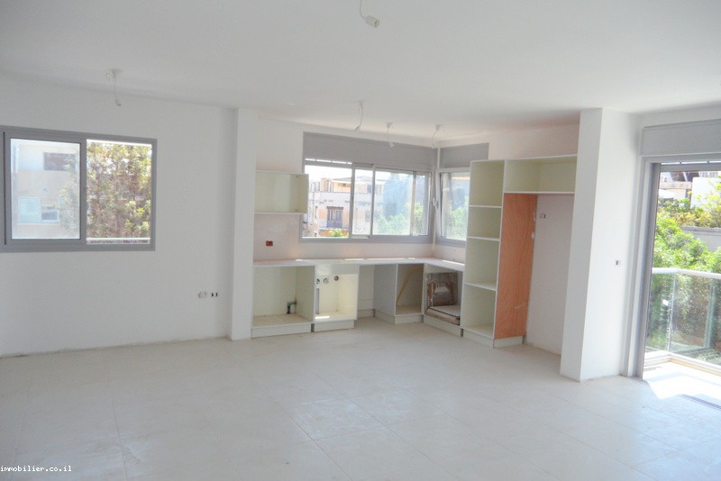 Apartamento 4 cômodos  Tel Aviv Região marítima 291-IBL-520